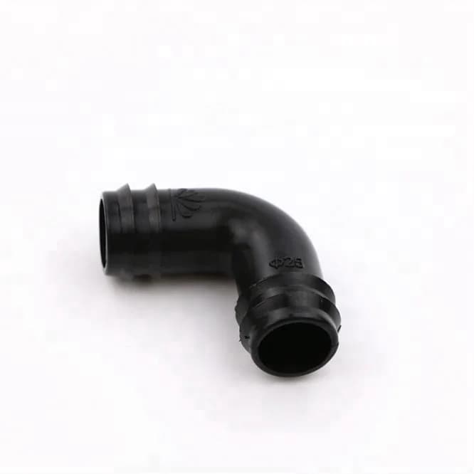 Codo de espiga de plástico de 90 grados y conector de cinta de goteo para tuberías de riego por goteo, de alta calidad