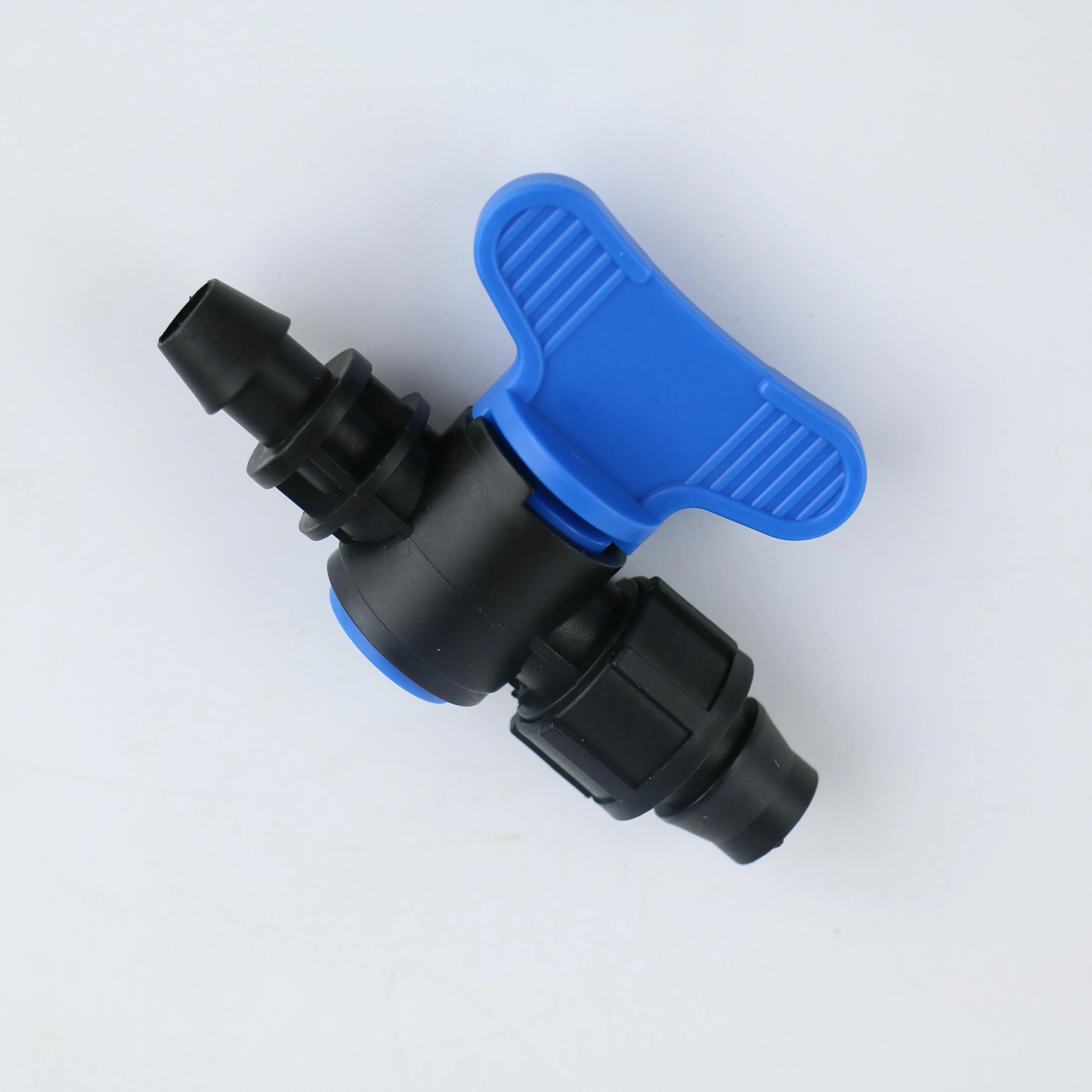 Miniválvula de plástico y accesorios para cinta y tubería de goteo 16mm 20mm LDPE en sistemas de riego de jardín