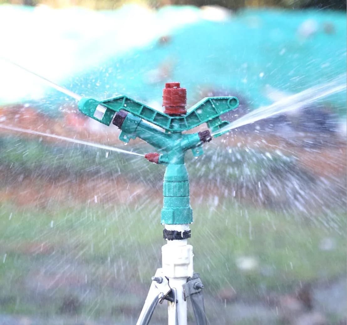 Irrigatore rotante a 360 gradi per giardino e irrigazione agricola