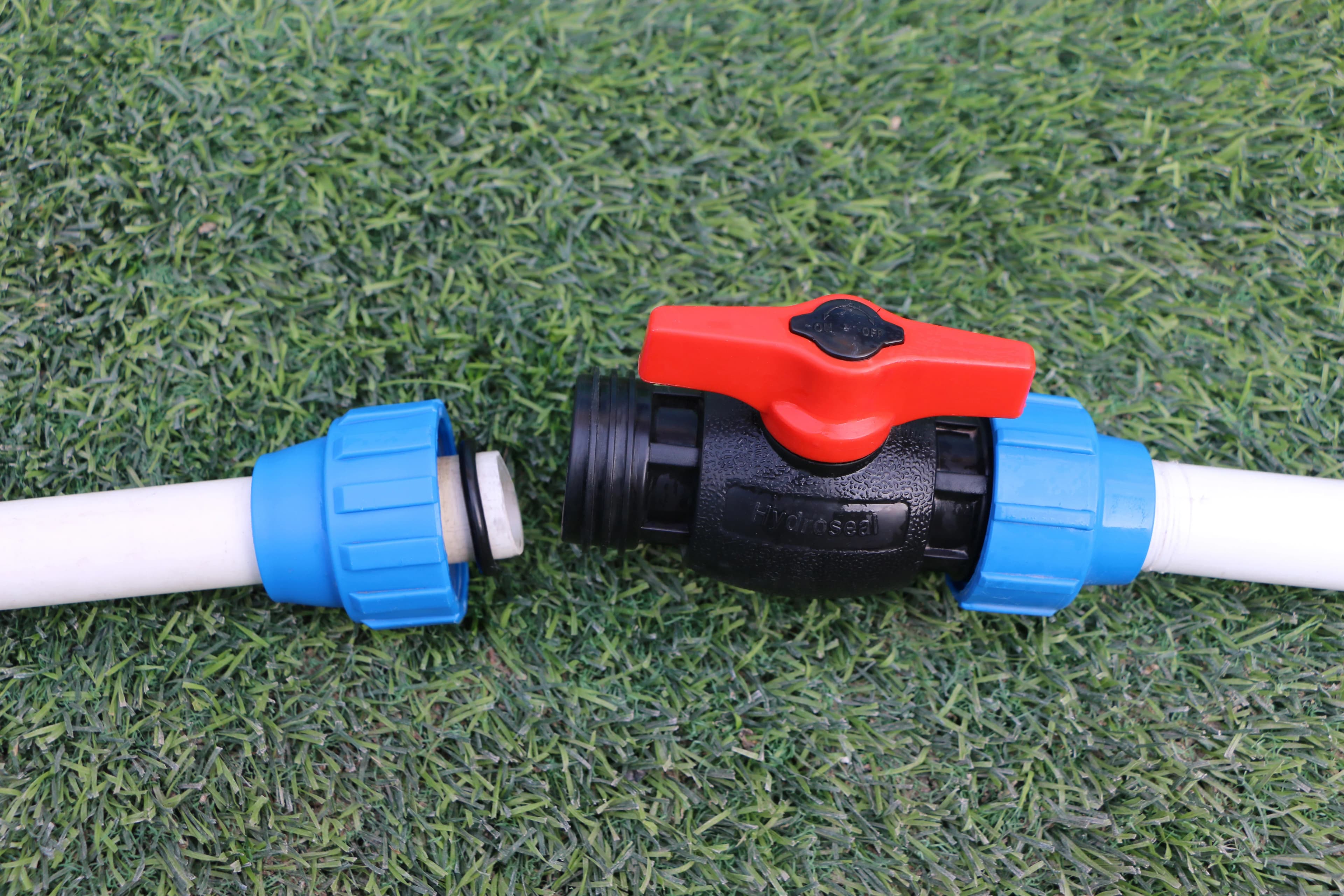 Válvulas de irrigação, válvula de compressão em PP e válvula de esfera para sistema de irrigação por gotejamento, produto de irrigação