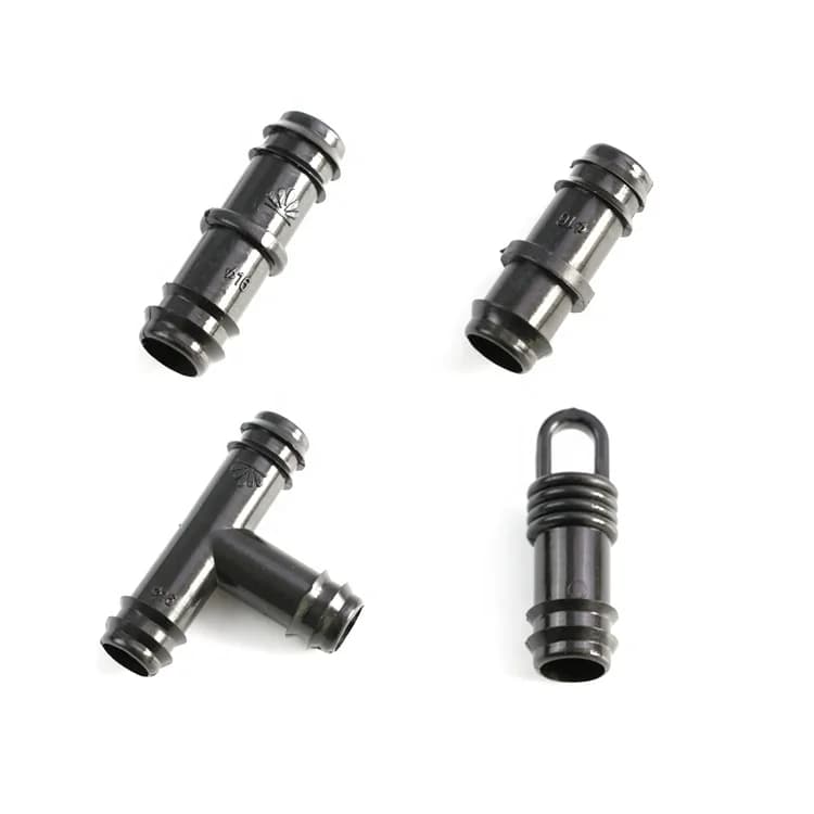 Codo de espiga de plástico de 90 grados y conector de cinta de goteo para tuberías de riego por goteo, de alta calidad