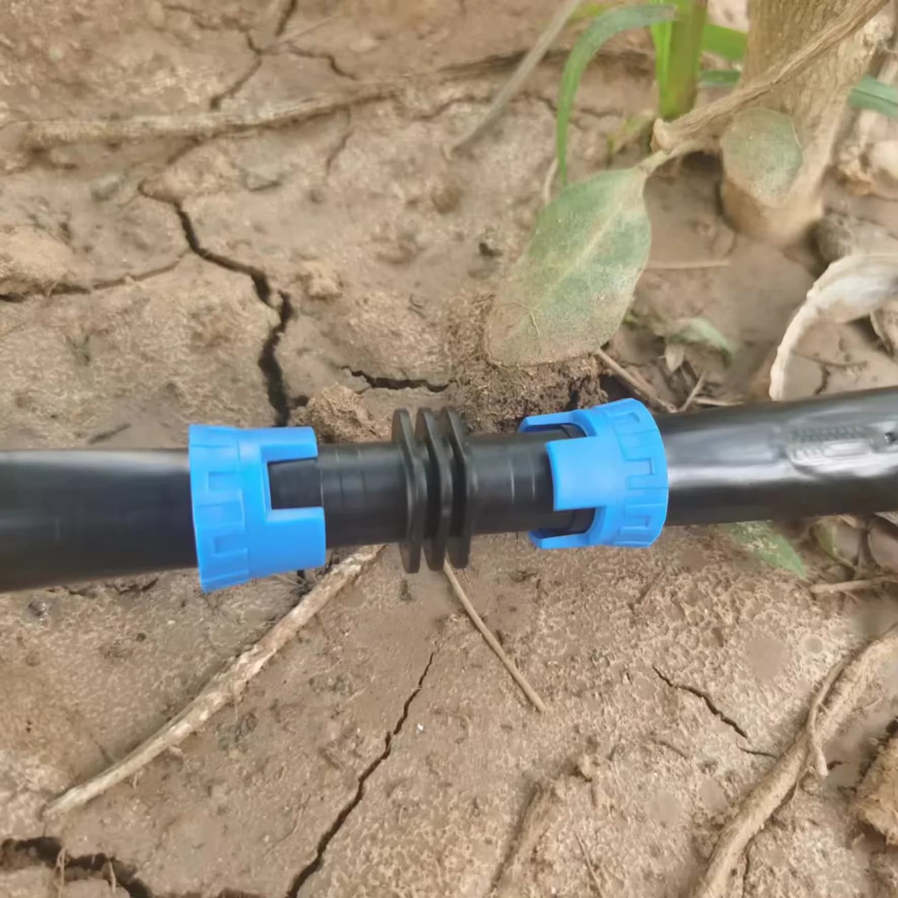 Accesorios de cinta de goteo y acoplamiento con anillo de bloqueo para sistemas agrícolas de riego por goteo