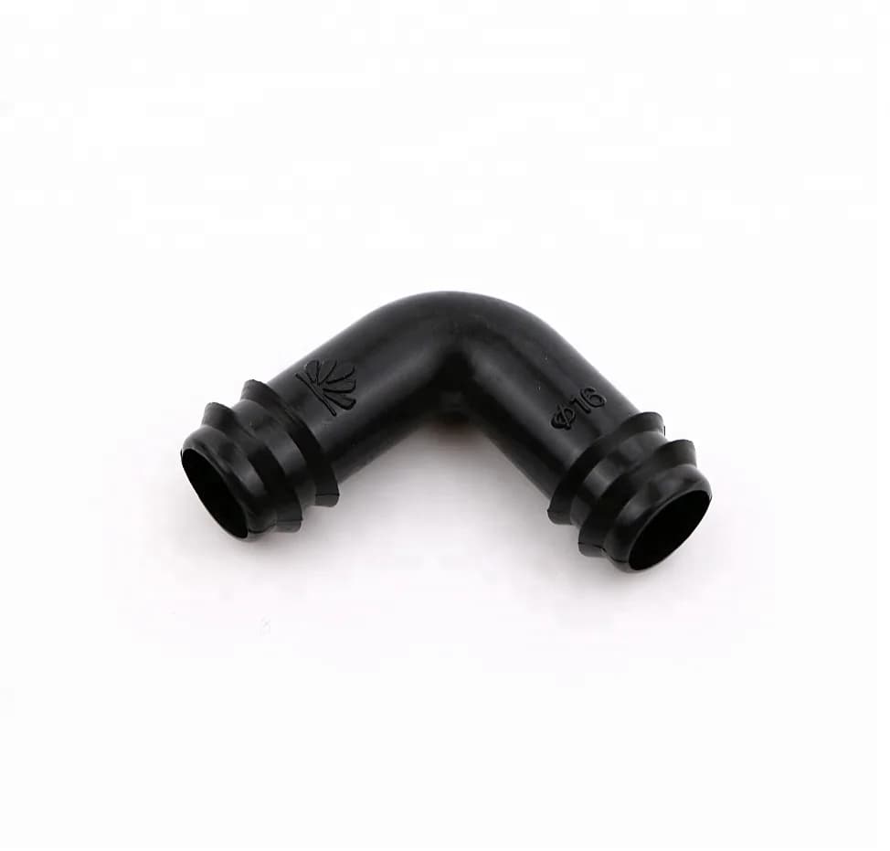Codo de espiga de plástico de 90 grados y conector de cinta de goteo para tuberías de riego por goteo, de alta calidad